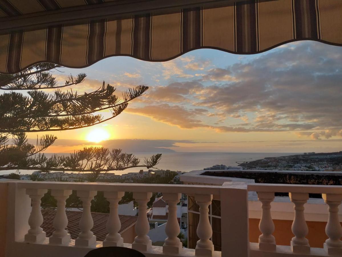 Ocean View Apartment Адехе Экстерьер фото